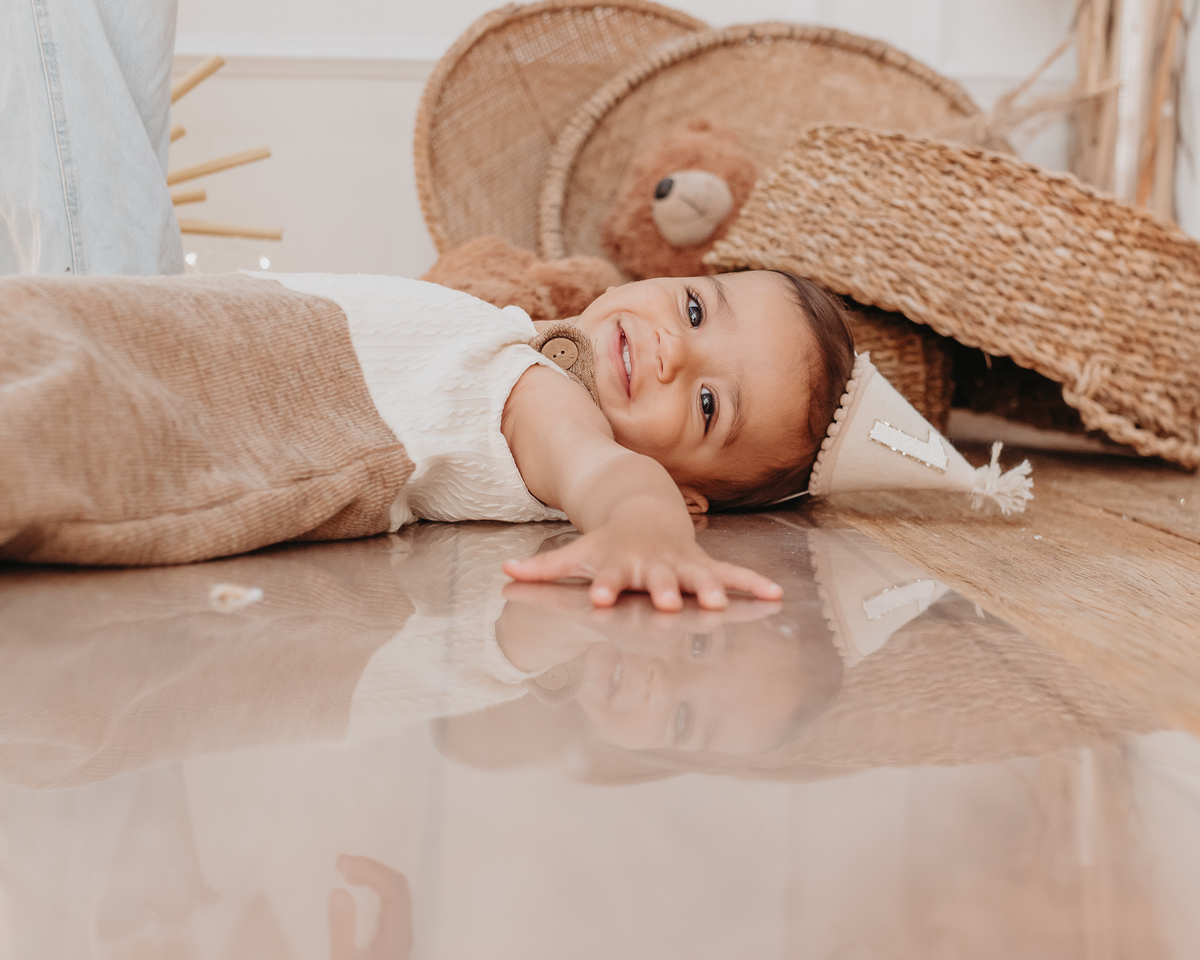 Ensaio smash the cake clean em estúdio na Zona Leste de São Paulo- Matteo