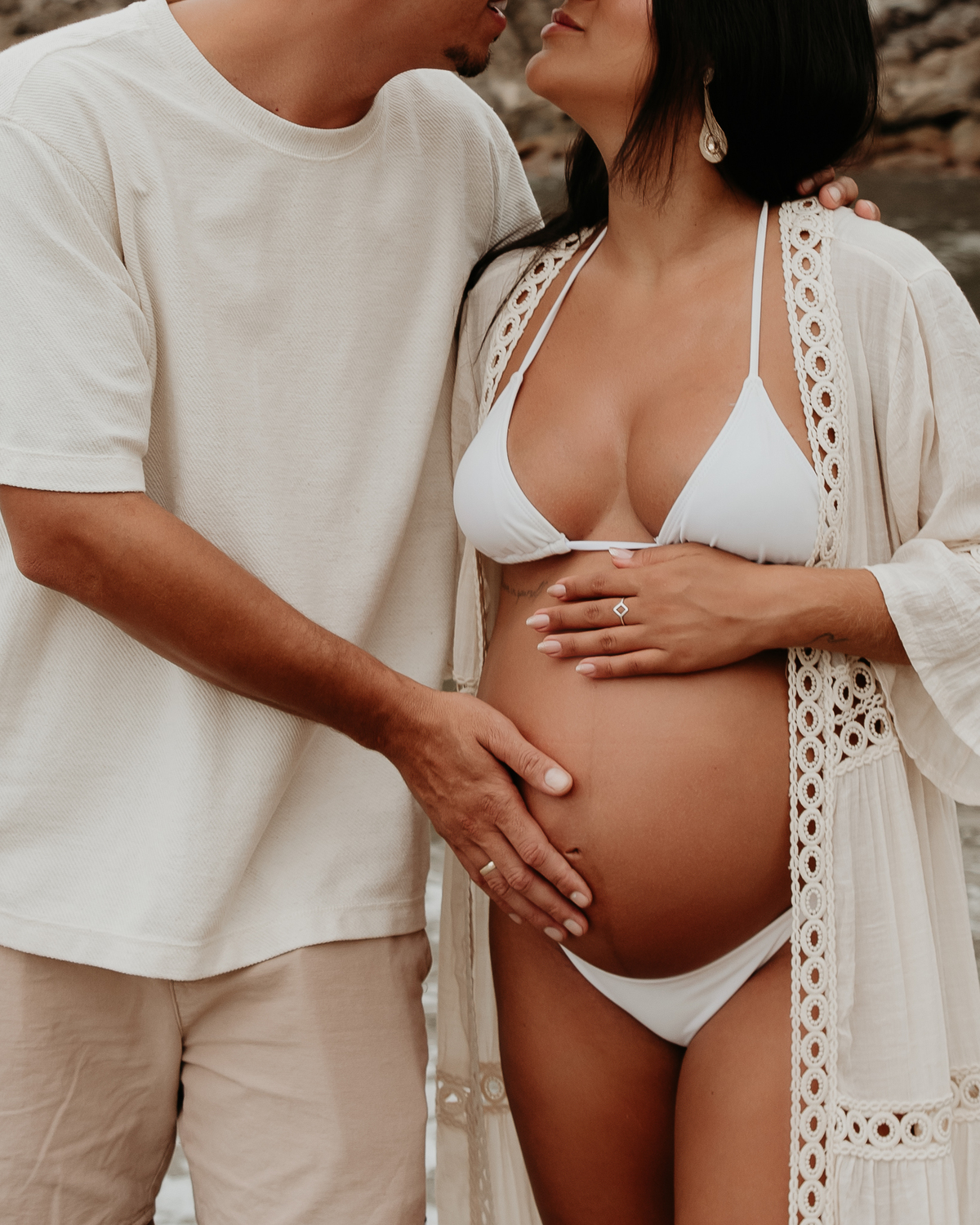 Ensaio gestante na praia com família – São Paulo