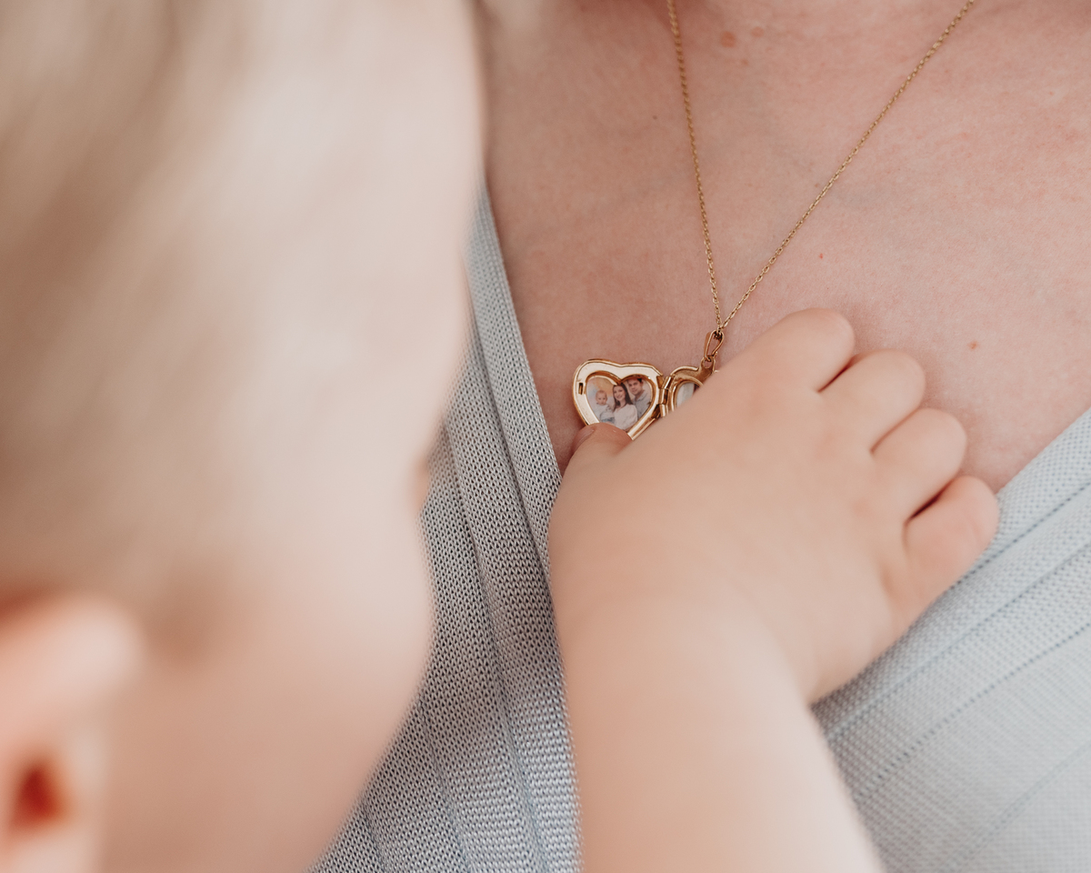 ENSAIO DE GESTANTE EM ESTUDIO CLEAN 