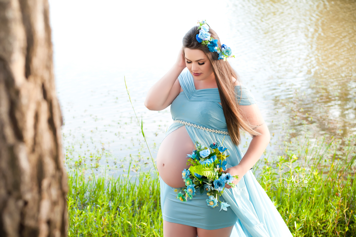 Tive o enorme prazer em fotografar esta família lindaaa!!! Esperando o Matheus,  este ensaio rendeu lindos cliques!



Nossos pacotes estão inclusos para as gestantes: Maquiagem + Cabelo, parceria toop + lindas roupas e acessórios.
