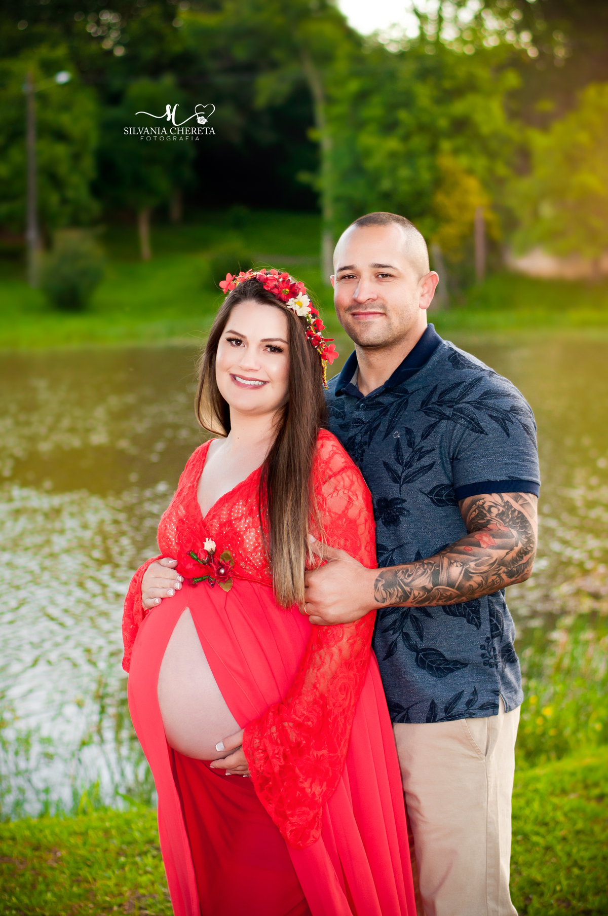 Tive o enorme prazer em fotografar esta família lindaaa!!! Esperando o Matheus,  este ensaio rendeu lindos cliques!



Nossos pacotes estão inclusos para as gestantes: Maquiagem + Cabelo, parceria toop + lindas roupas e acessórios.