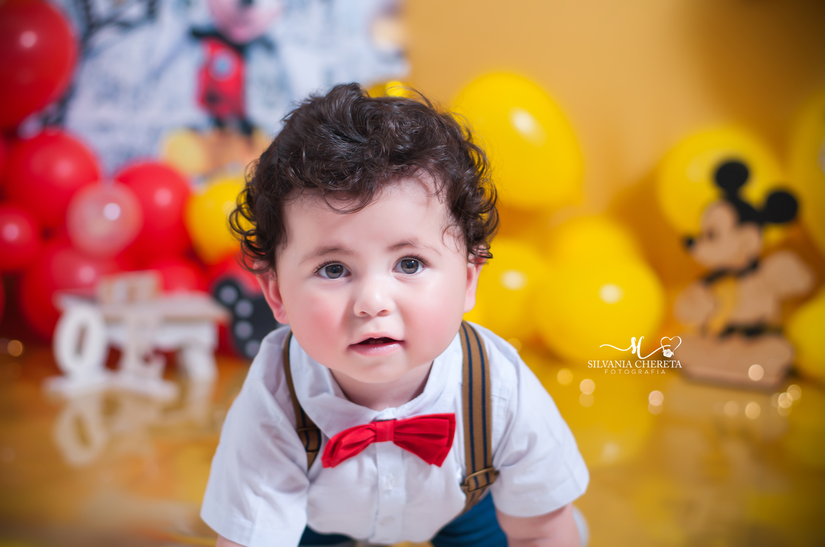 Gustavo 1º Aninho
Tema; Mickey
Tive o enorme prazer em fotografar esta família linda!!! Desde a gestação ao acompanhamento mensal do Baby, de um aos doze meses, com lindos ensaios!

Ensaio de 1º Aninho, finalizou em grande estilo este ciclo. Gratidão! ♥