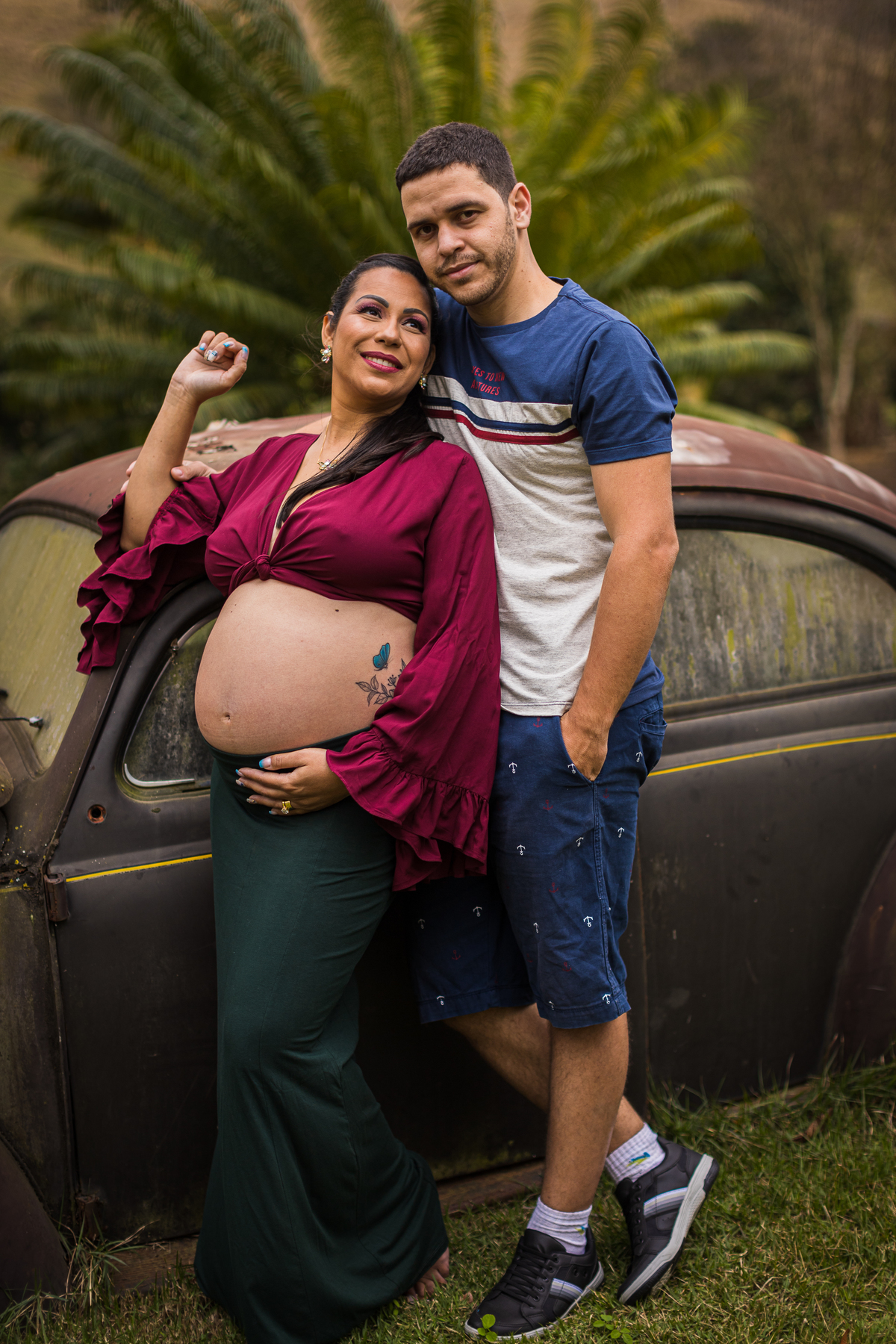 Fotos de gestante na natureza, Fotografia de gestante com foco na barriga