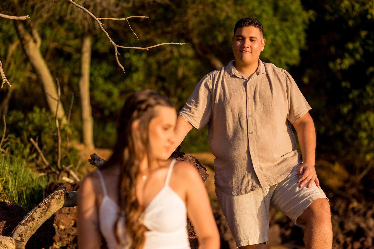 Sessão pré-wedding na praia de Guarapari com fotógrafo especializado.
Ensaio pré-wedding em Guarapari com fotógrafo de casamento experiente.