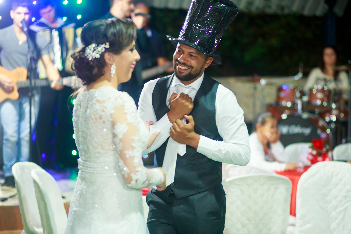 #felipevieirafotografo #felipevieirafotografia #fotografocasamentoguarapari #weddingphotographer #fotografiacasamentoguarapari #casamento #noiva #noivo  #vestidodenoiva #weddinginspiration #weddingdress #bridalmakeup #bridalhair #makeup #wedding #love #fe