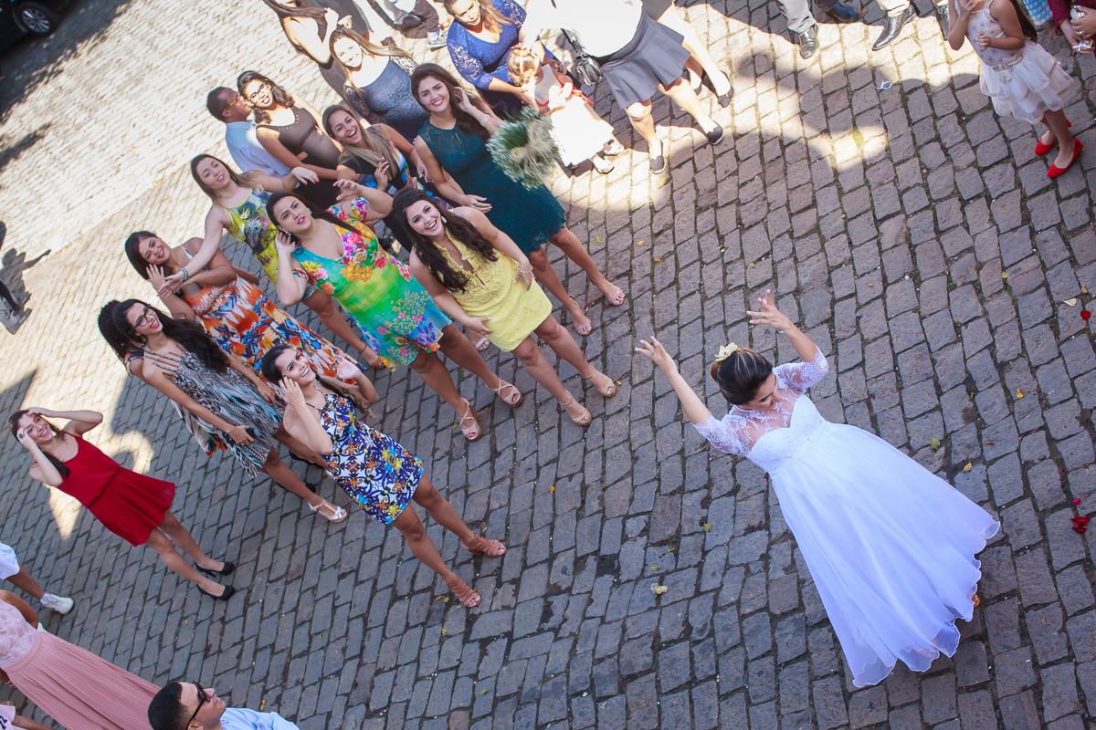 Casamento Guarapari, Festa de Casamento, Cerimonia igreja, Felipe Vieira Fotógrafo, felicidade, fotografia de casamento, vestido de noiva, bouquet de casamento, Igrejinha, amor.