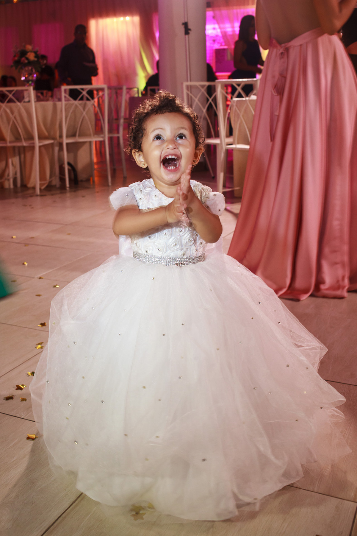 Casamento Guarapari, Festa de Casamento, Cerimonial Space Hall, Felipe Vieira Fotógrafo, noivos na festa, felicidade, vestido de noiva, fotografia de casamento, wedding party, dança de casamento.