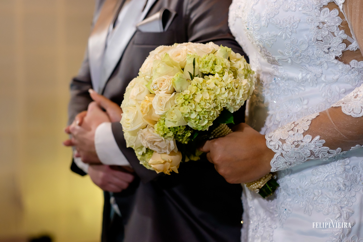 fotografo casamento guarapari, making off noiva, felipe vieira fotografo, casamento guarapari, wedding,vestido de noiva, Guara Centro de Eventos, Marinete Cerimoniialista, bouquet de noiva