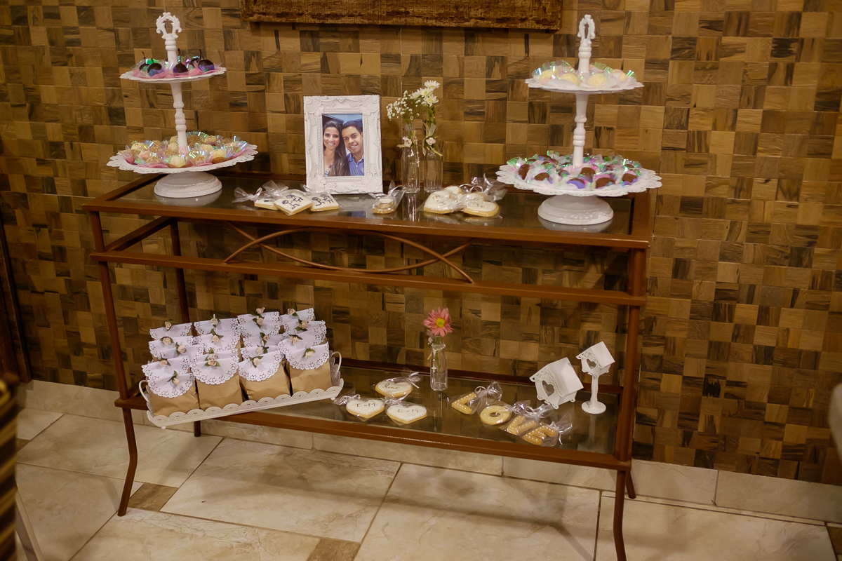 bolo de noivado, noivado em guarapari, felipe vieira fotografo, pousada serra negra, decoração para noivado, noivado, casamento guarapari