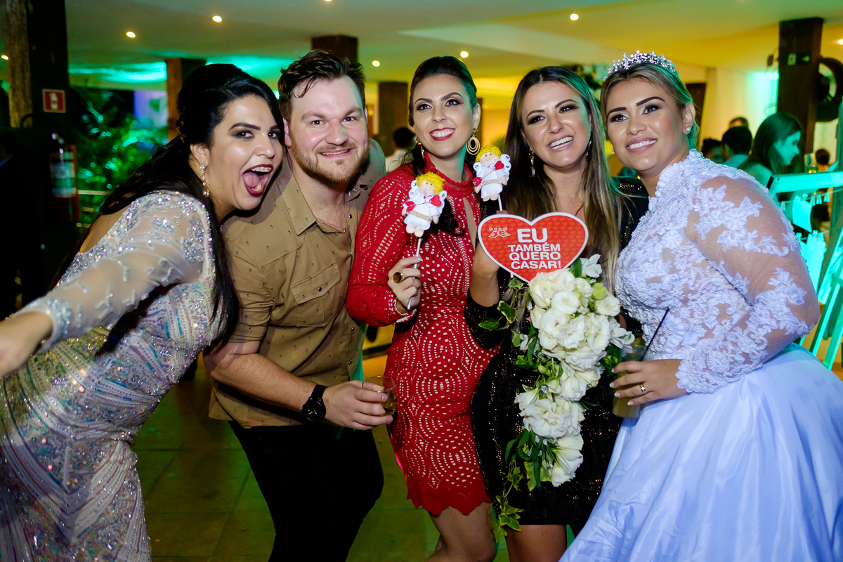 casamento guarapari, casamento luazul, felipe vieira, decoração casamento, madrinhas, buquê de noiva, wedding, festa de casamento