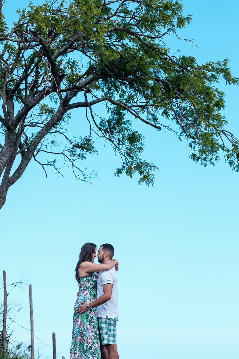 Felipe Vieira Fotografia, ensaio pré wedding, ensaio casal na praia, fotografo casamento Guarapari, fotografo casamento Anchieta, Praia de Castelhanos