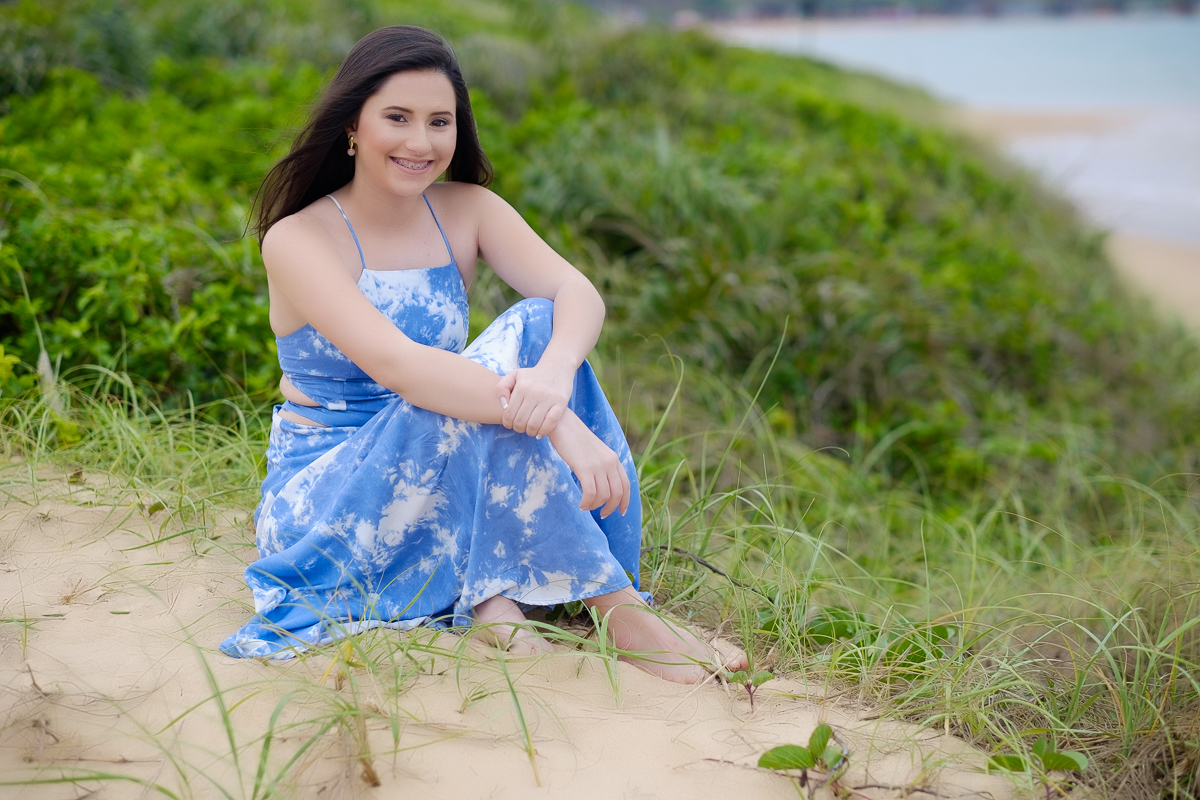 Book de 15 anos da Vitória foto Felipe Vieira Fotografo na praia Boca da Baleia em Anchieta