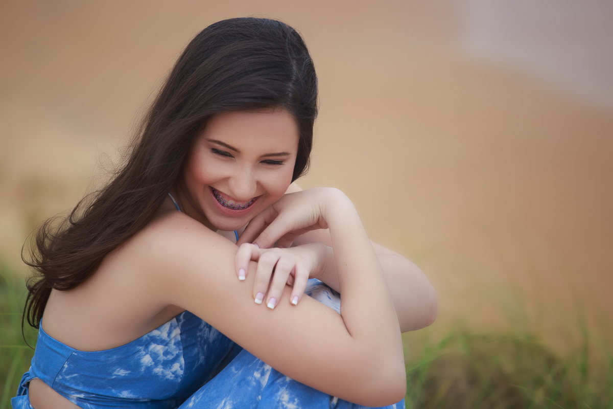 Book de 15 anos da Vitória foto Felipe Vieira Fotografo na praia Boca da Baleia em Anchieta