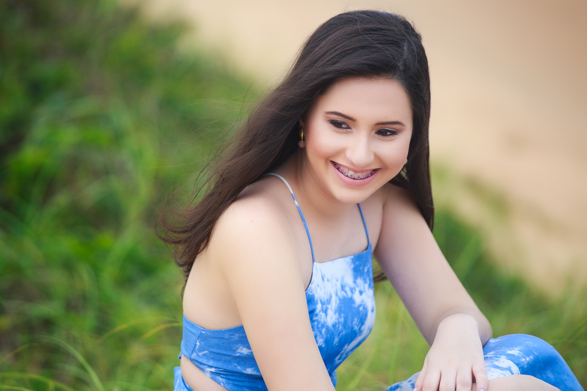 Book de 15 anos da Vitória foto Felipe Vieira Fotografo na praia Boca da Baleia em Anchieta