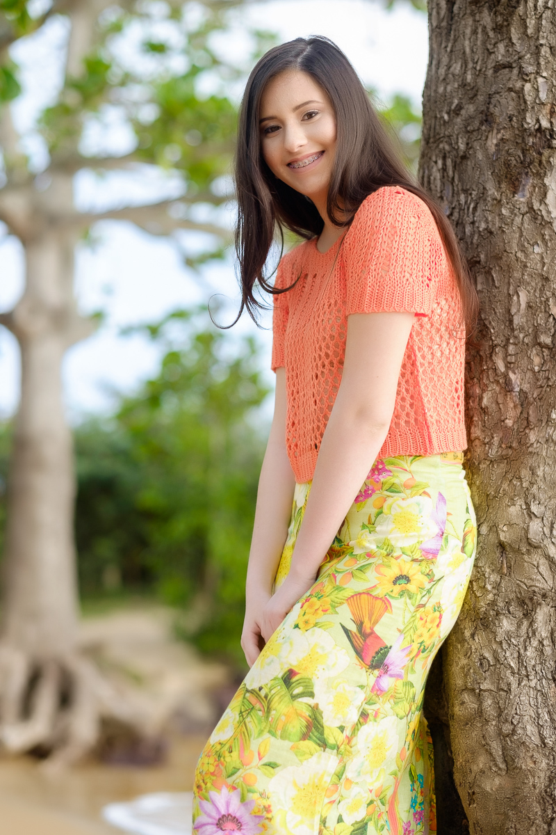 Book de 15 anos da Vitória foto Felipe Vieira Fotografo na praia Boca da Baleia em Anchieta