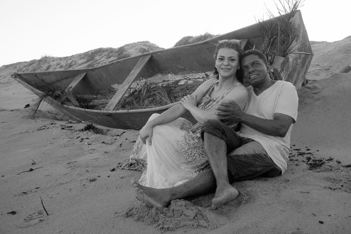 Ensaio casal em Itaúnas fotos Felipe Vieira Fotografia ensaio nas dunas em Itaúnas