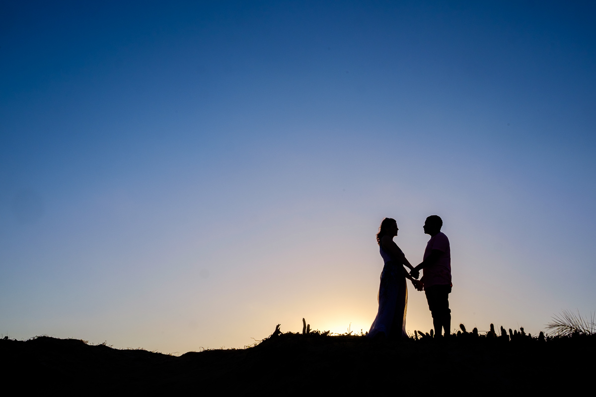 Ensaio casal em Itaúnas fotos Felipe Vieira Fotografia ensaio nas dunas em Itaúnas
