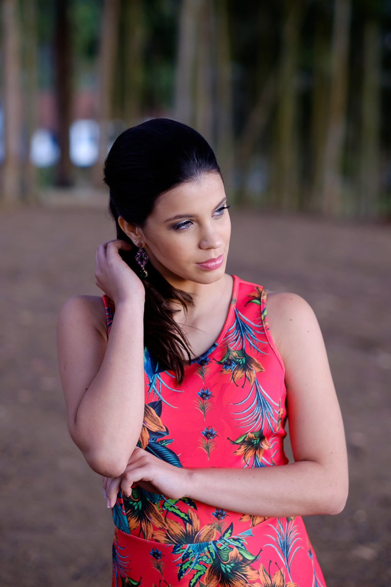 book Yasmin em Pedra Azul  fotos Felipe Vieira Fotografo fotos na rua estação de trem 15 anos  debutante