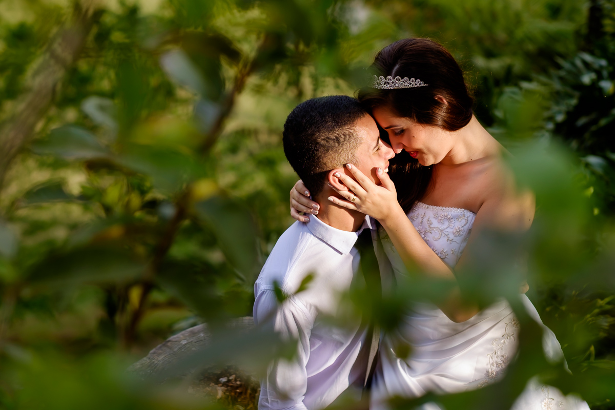 ensaio pós wedding em Hotel Fazenda Monte Verde Felipe Vieira Fotógrafo belo dia de sol e muitas cores