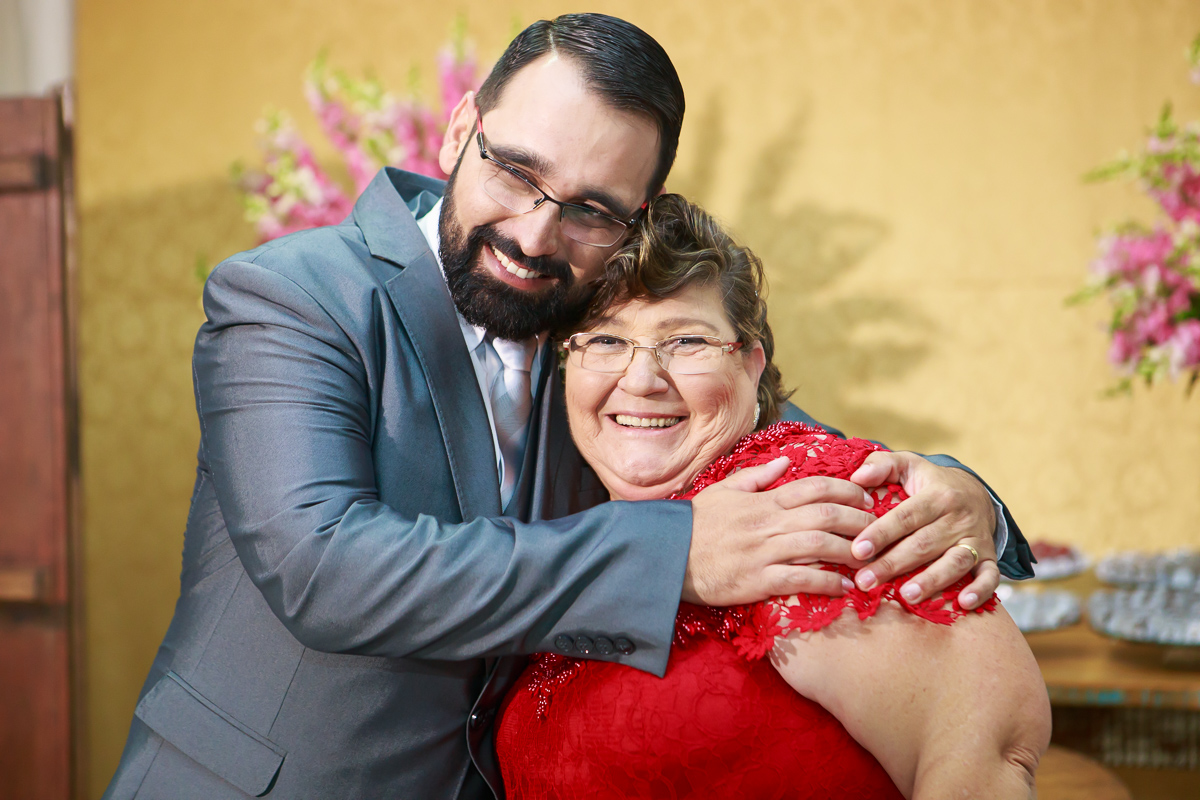 Igreja Santa Rita casamento em Guarapari salão MF Felipe Vieira fotografia de casamento ensaio noturno carros antigos Guarapari