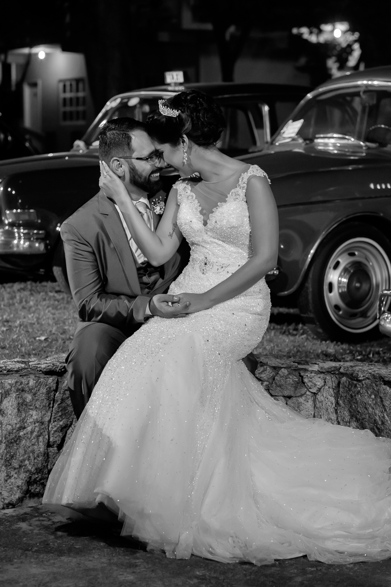 Igreja Santa Rita casamento em Guarapari salão MF Felipe Vieira fotografia de casamento ensaio noturno carros antigos Guarapari