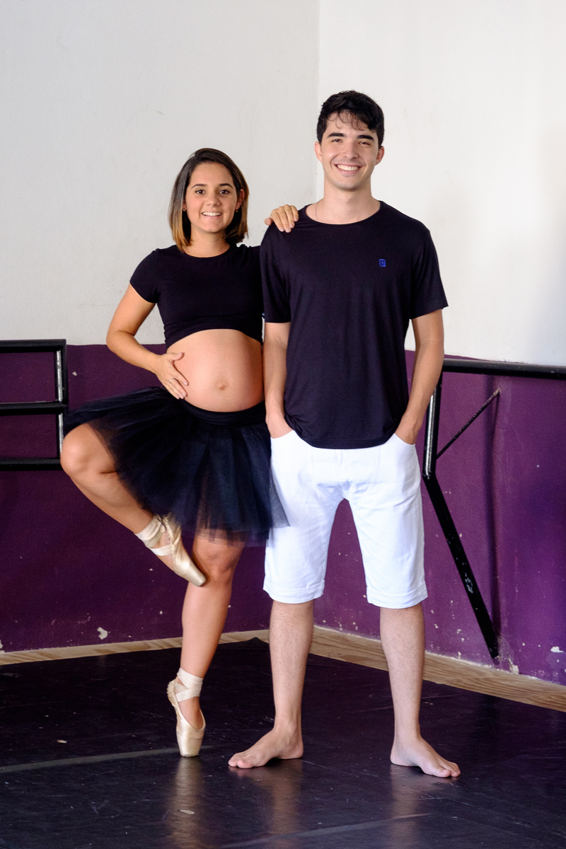 gestante bailarina gestação ensaio gestante Felipe Vieira fotografia esanio gestante academia de balé
