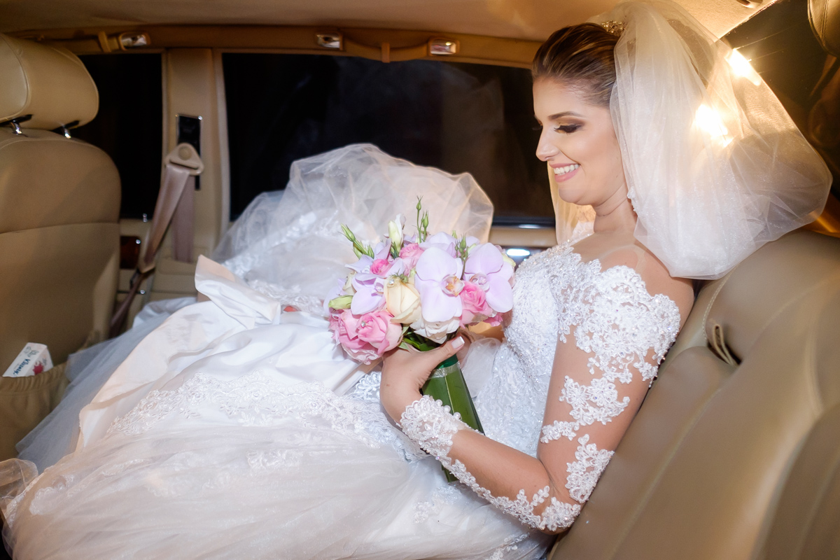 retrato noiva vestido de noiva making of noiva casamento Guarapari Felipe Vieira Fotografia véu de noiva