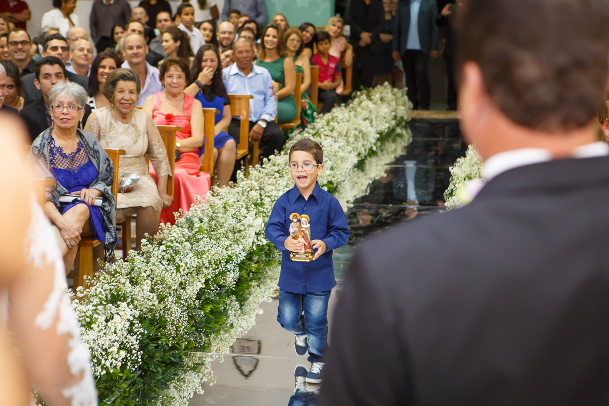 casamento Guarapari Igreja Sta Rita decoração casamento tapete de espelho Felipe Vieira Fotografo Guarapari Gurá Centro de Eventos