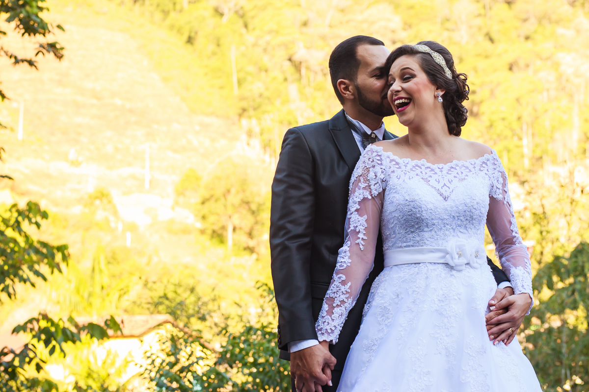 Ensaio pós wedding em Matilde Alfredo Chaves Felipe Vieira fotógrafo casamento Jessica e Roni ensaio casal estação de trem