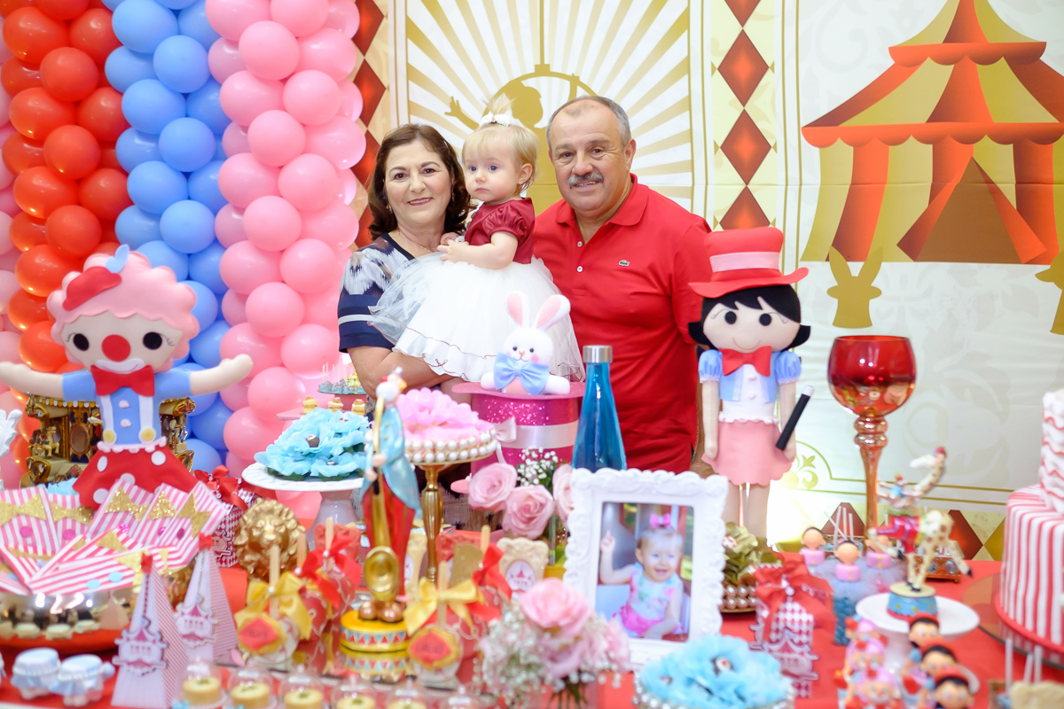 decoração festa infantil tema circo aniversário de 01 ano em Guarapari Guará Centro de Eventos Felipe Vieira Fotografia