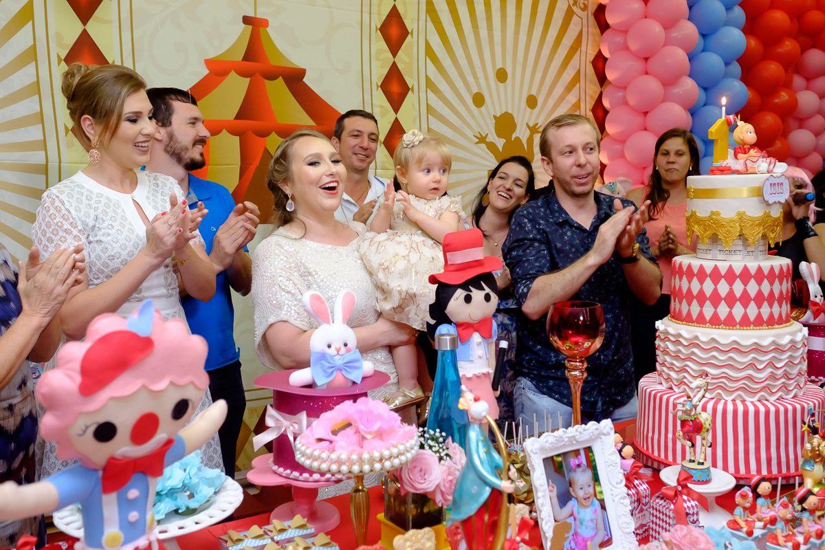 decoração festa infantil tema circo aniversário de 01 ano em Guarapari Guará Centro de Eventos Felipe Vieira Fotografia