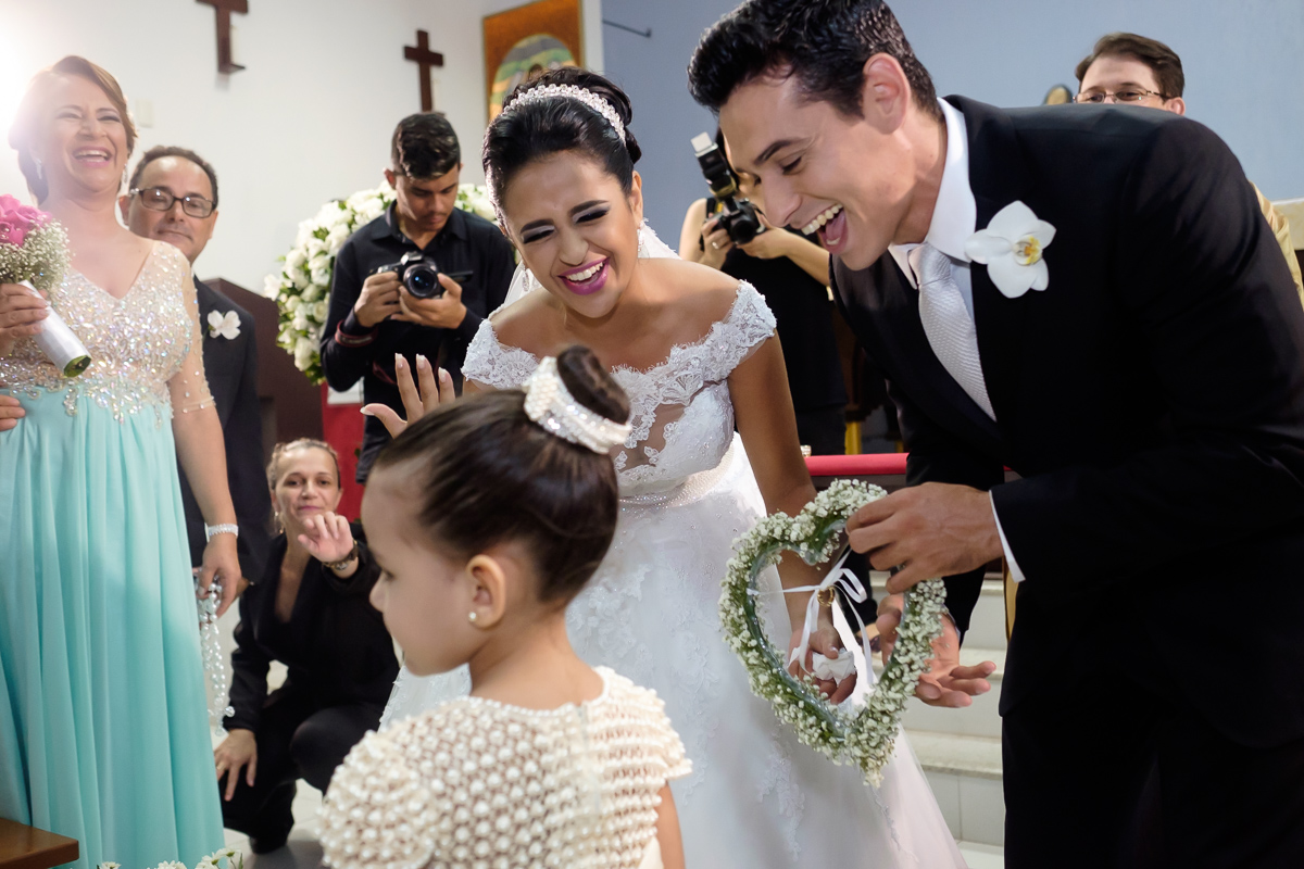 making of noiva wedding day cerimônia igreja Santa Rita Guará Centro de Eventos casamento Guarapari Felipe Vieira Fotografia