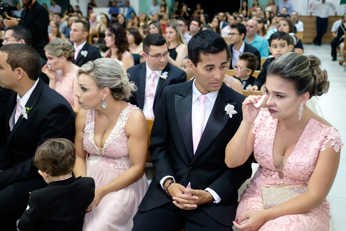 making of noiva wedding day cerimônia igreja Santa Rita Guará Centro de Eventos casamento Guarapari Felipe Vieira Fotografia