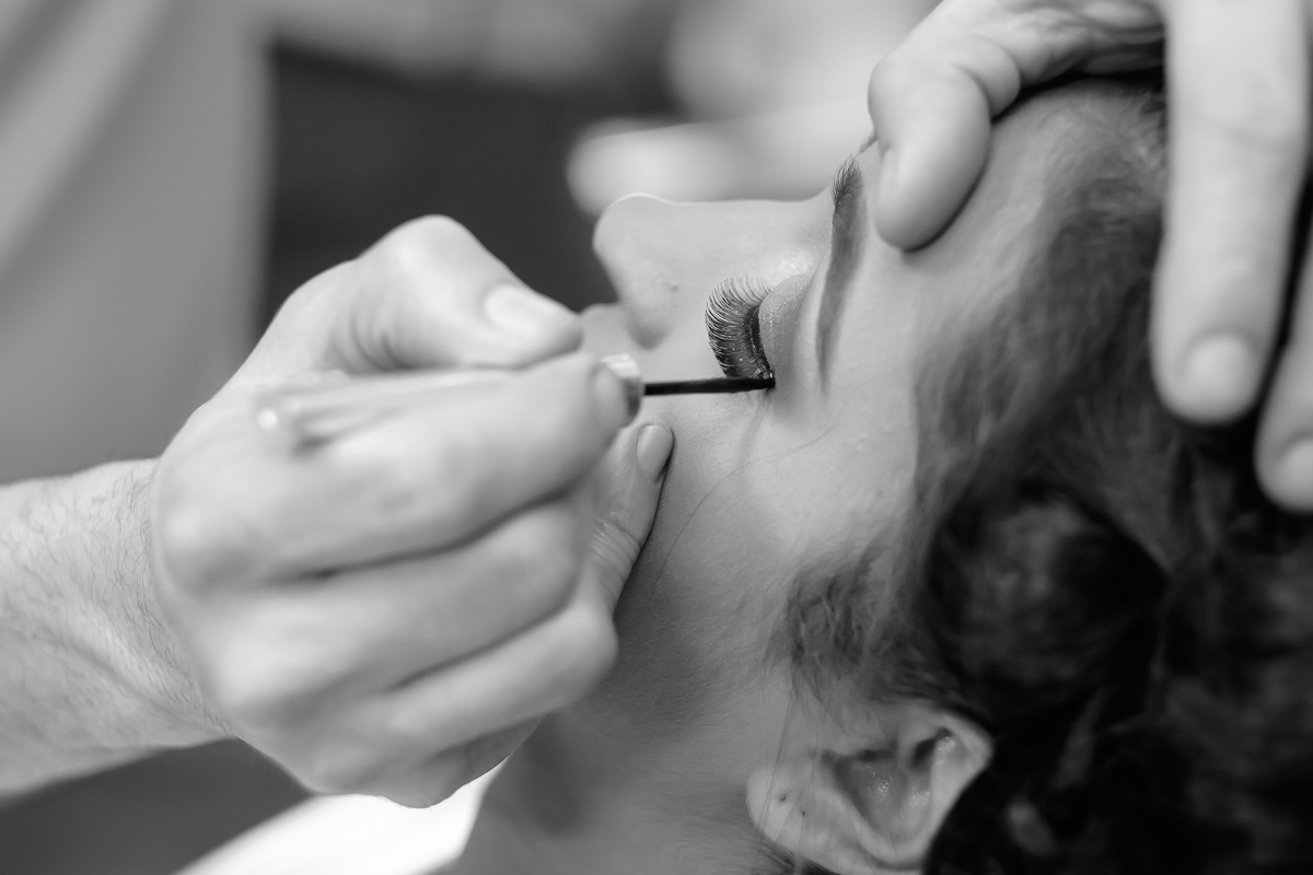 making of noiva wedding day cerimônia igreja Santa Rita Guará Centro de Eventos casamento Guarapari Felipe Vieira Fotografia