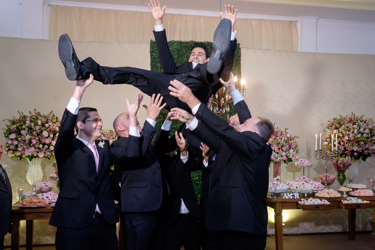 making of noiva wedding day cerimônia igreja Santa Rita Guará Centro de Eventos casamento Guarapari Felipe Vieira Fotografia