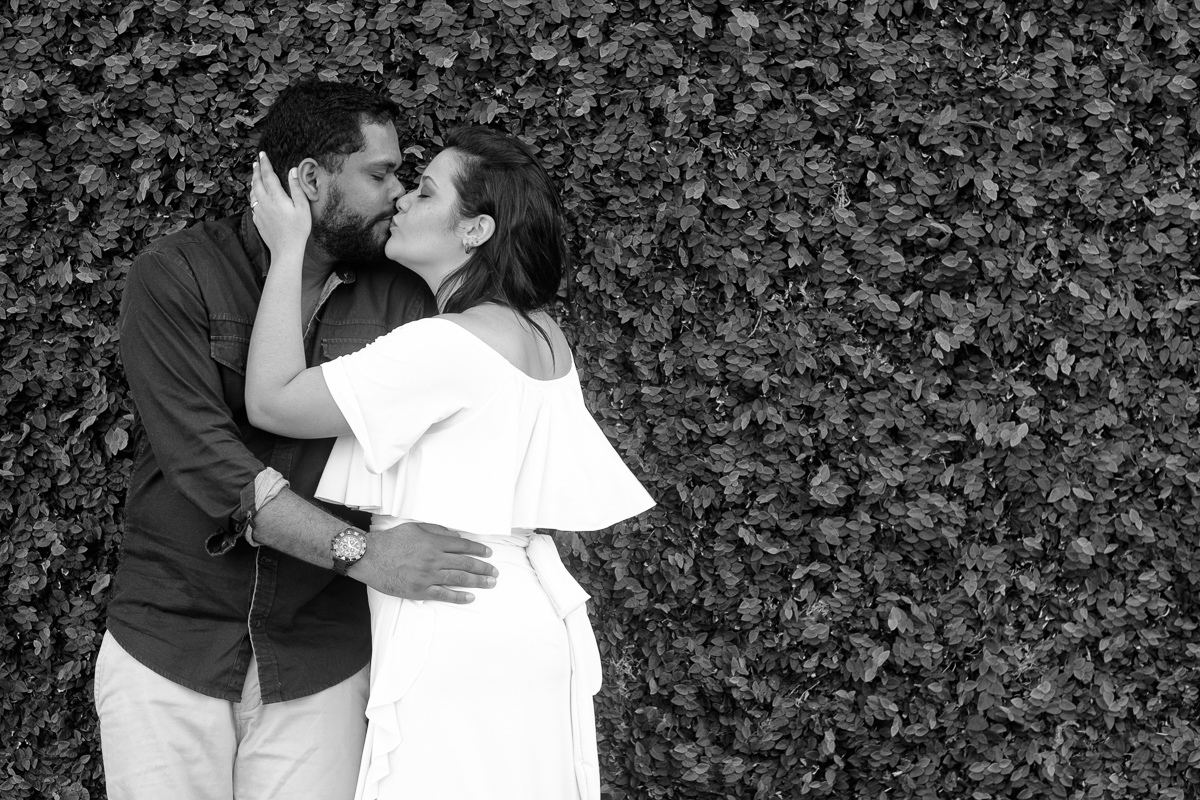 ensaio pré wedding Grenda e Davi em Meaípe Guarapari praia de Meaípe por do sol em Meaípe Felipe Vieira fotografo