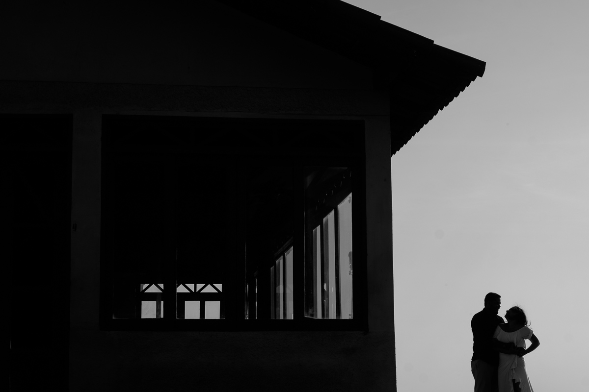 ensaio pré wedding Grenda e Davi em Meaípe Guarapari praia de Meaípe por do sol em Meaípe Felipe Vieira fotografo