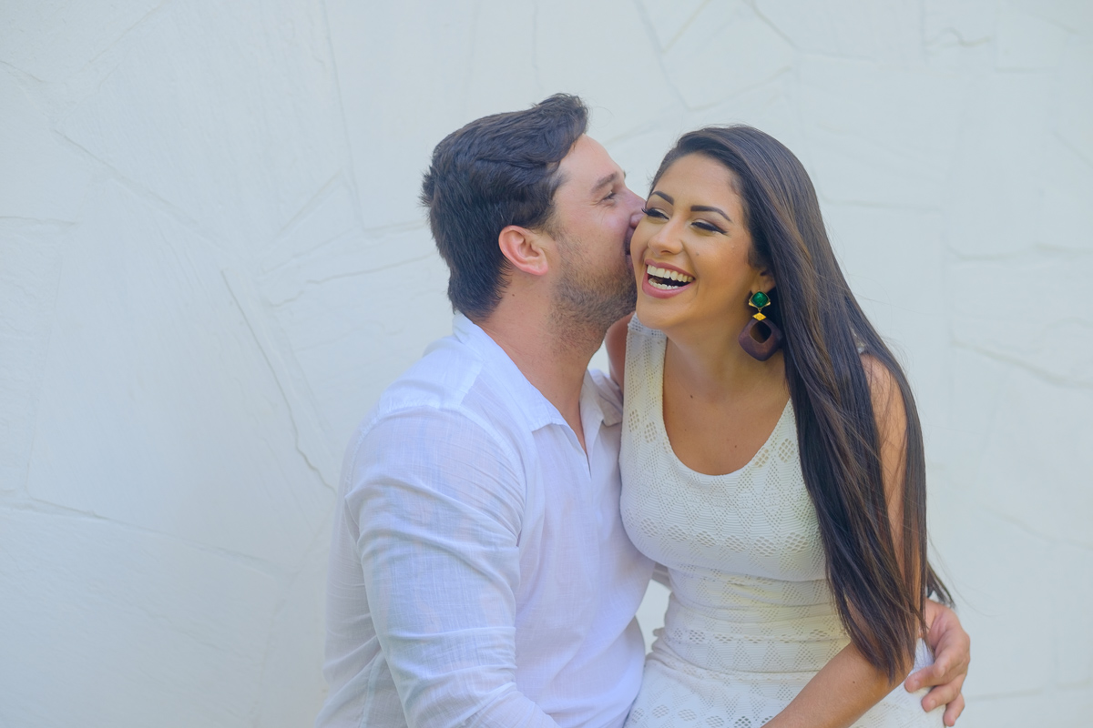 ensaio pré wedding Grenda e Davi em Meaípe Guarapari praia de Meaípe por do sol em Meaípe Felipe Vieira fotografo