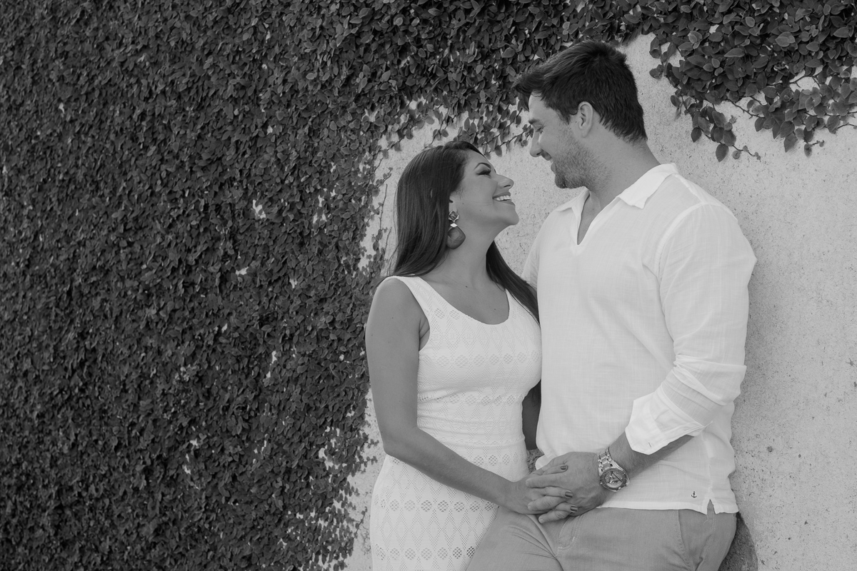 ensaio pré wedding Grenda e Davi em Meaípe Guarapari praia de Meaípe por do sol em Meaípe Felipe Vieira fotografo