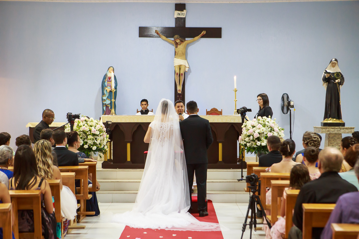 cerimonia de casamento casamento Guarapari Felipe Vieira Fotografo noiva e noiva decoração igreja casamento Guarapar