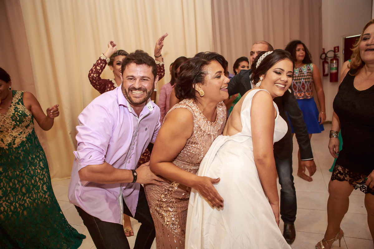 festa de casamento no Guará Centro de Evento fotografia de casamento Guarapari Felipe Vieira fotografia decoração casamento