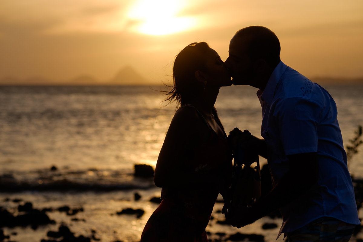 ensaio pré wedding Joanny e Walace em Castelhanos fotos Felipe Vieira.fotografia de casamento Guarapari casamento Guarapari fotos noivos na praia