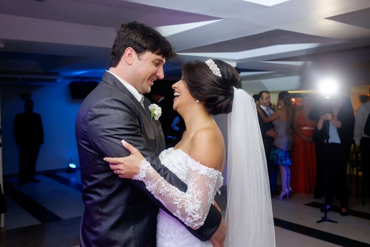 casamento Laila e Honório em Guarapari-ES fotografia de casamento em Guarapari Felipe Vieira fotografia de casamento recepção Hotel Porto do Sol