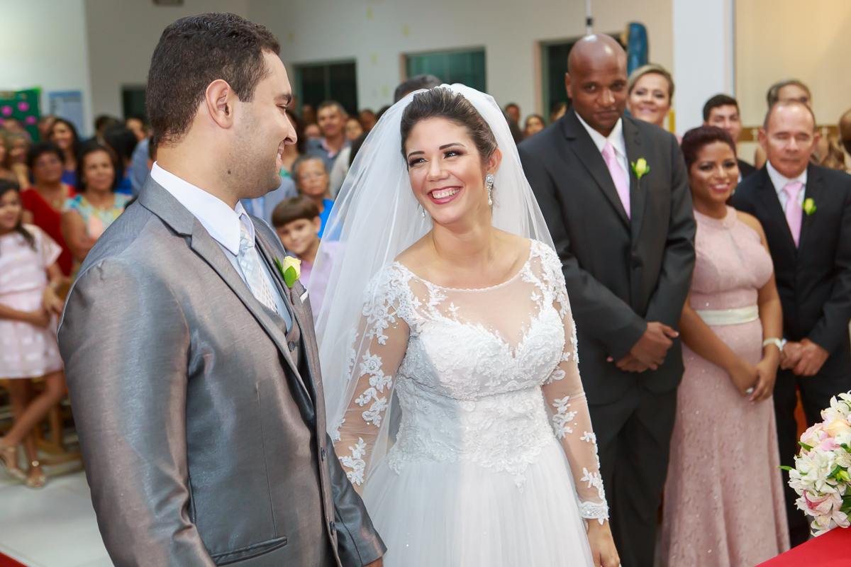 fotografia de casamento Guarapari cerimônia na Igreja Santa Rita foto Felipe Vieira