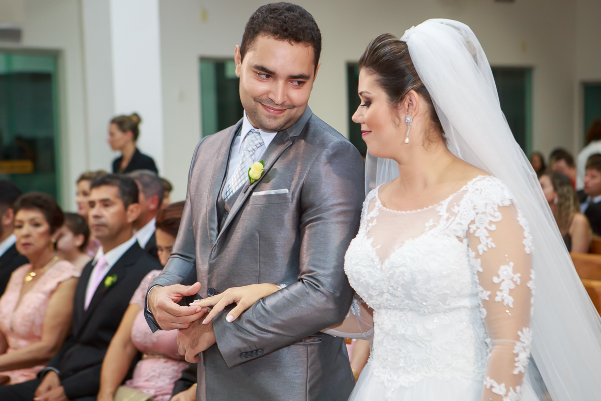 fotografia de casamento Guarapari cerimônia na Igreja Santa Rita foto Felipe Vieira