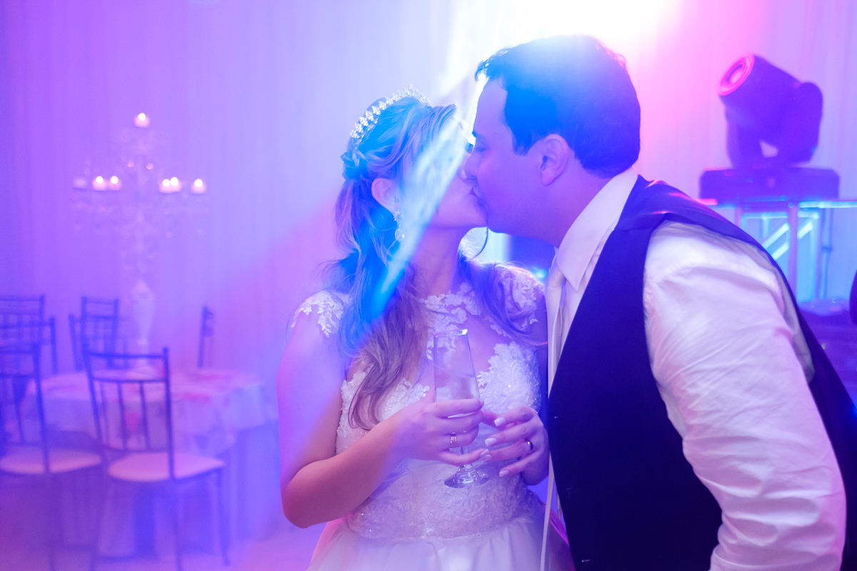 fotografia de casamento em Guarapari foto Felipe Vieira Fotografo casamento em Guarapari cerimonia casamento noivos no altar noiva de Guarapari festa de casamento