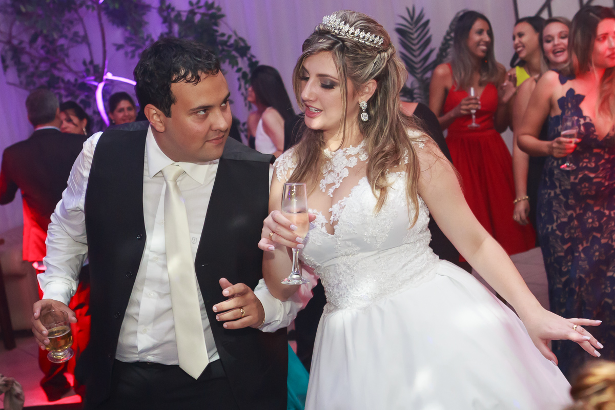 fotografia de casamento em Guarapari foto Felipe Vieira Fotografo casamento em Guarapari cerimonia casamento noivos no altar noiva de Guarapari festa de casamento