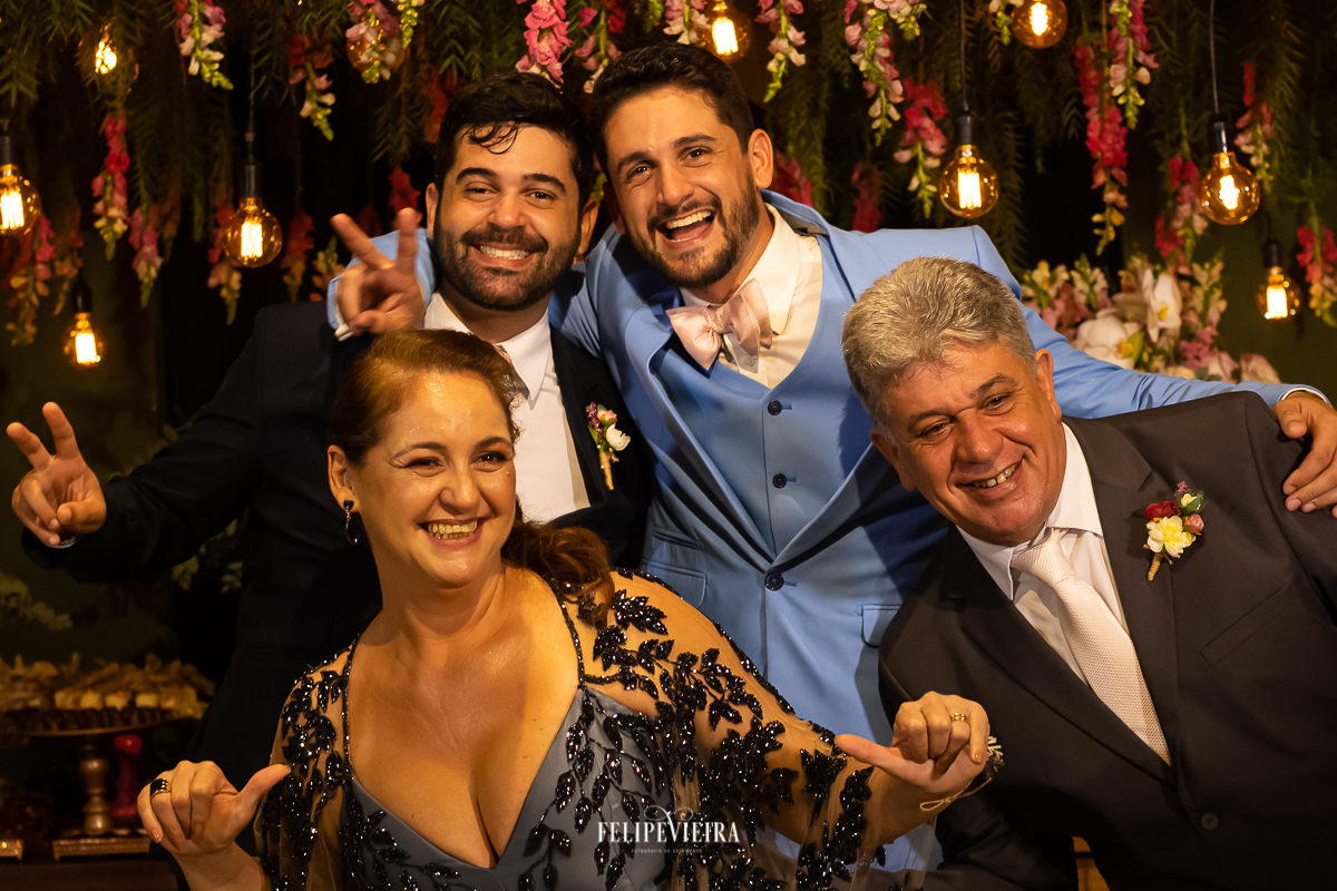 retrato divertido da família do noivo