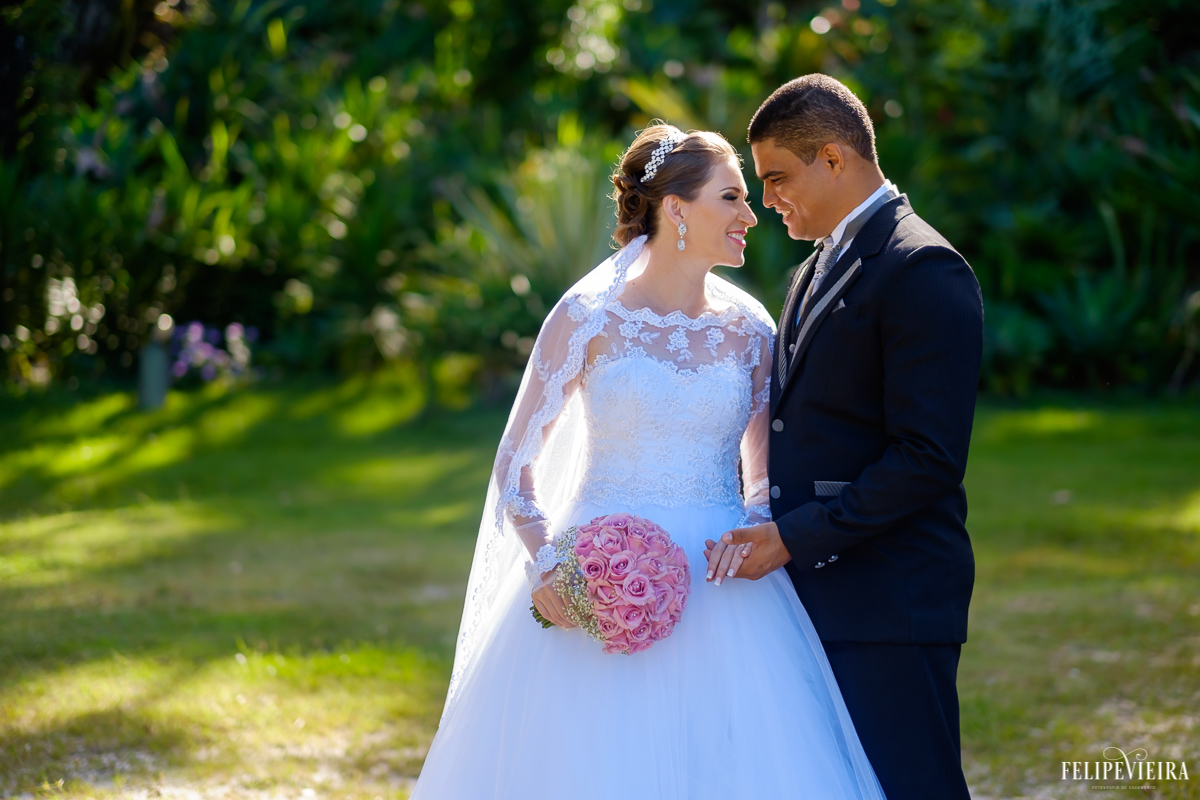 pousada pedra azul felipe vieira fvfotografo fotografia de casamento em guarapari casamentos espirito santo noivas buquê rosa casais noivas guarapari