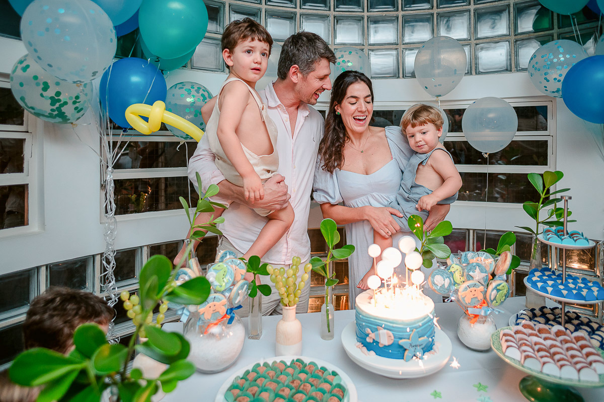 Doces e brigadeiros
Fotografia de festa
Decoração personalizada
Dicas para festas infantis
Ideias de festas criativas, Festa em casa
Decoração de festa 
Ideias para festa em casa